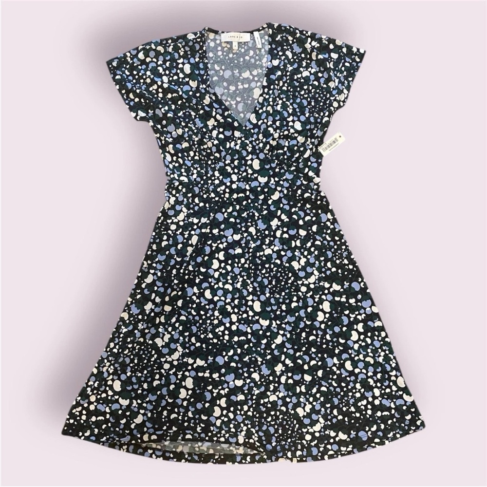 Lark & Ro Black and Blue A-line Mini Dress